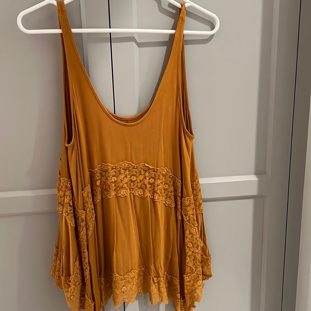 Soft and Sexy American Eagle Tanks